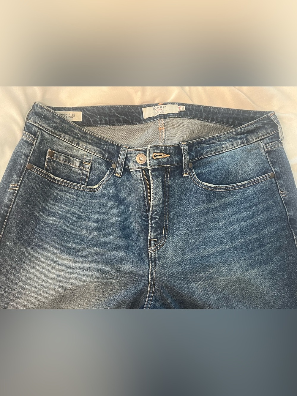 Torrid High Rise Straight Distressed Jeans Size 14R Raw Hem Medium Wash